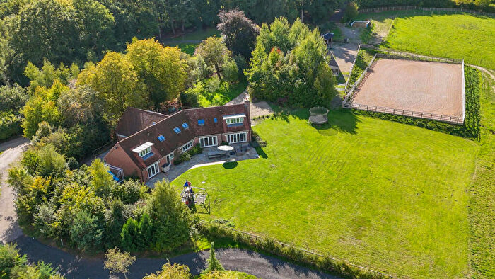 5 Bedroom Detached House For Sale In The Ridge, Cold Ash, RG18