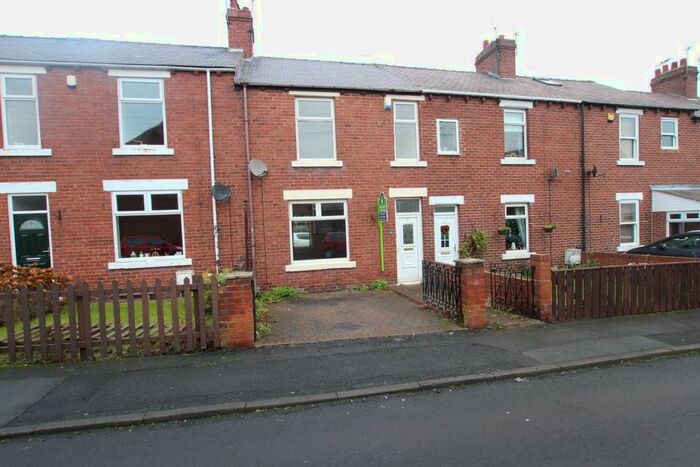 3 Bedroom Property To Rent In Willow View, Burnopfield, Newcastle Upon Tyne, NE16