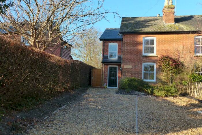 3 Bedroom Semi-Detached House To Rent In Lockerley, Hampshire, SO51