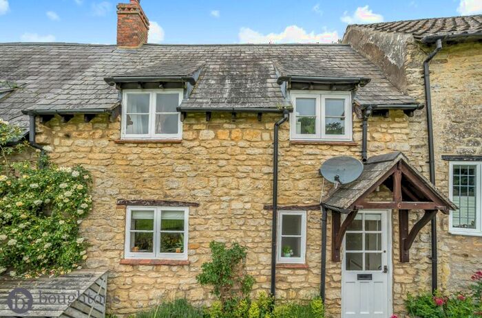 3 Bedroom Terraced House For Sale In Greatworth, Banbury, OX17