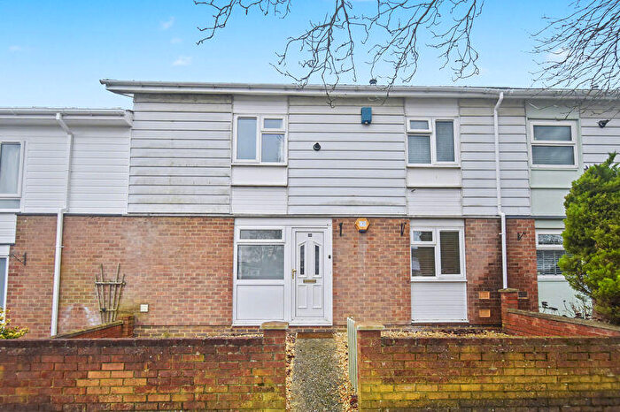 3 Bedroom Terraced House To Rent In Abbey Road, Basingstoke, RG24