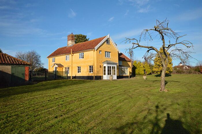 4 Bedroom Detached House To Rent In Darsham, IP17