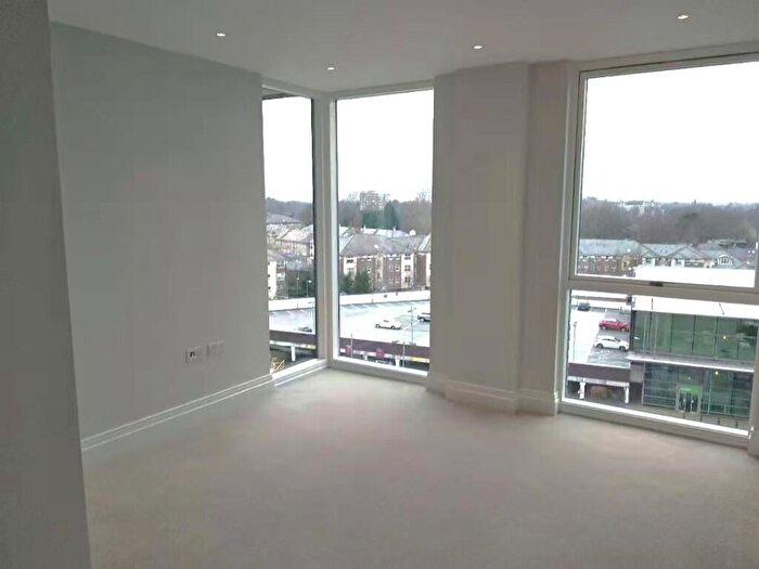 2 Bedroom Apartment To Rent In Queenshurst Square, Kingston Upon Thames, Surrey, KT2