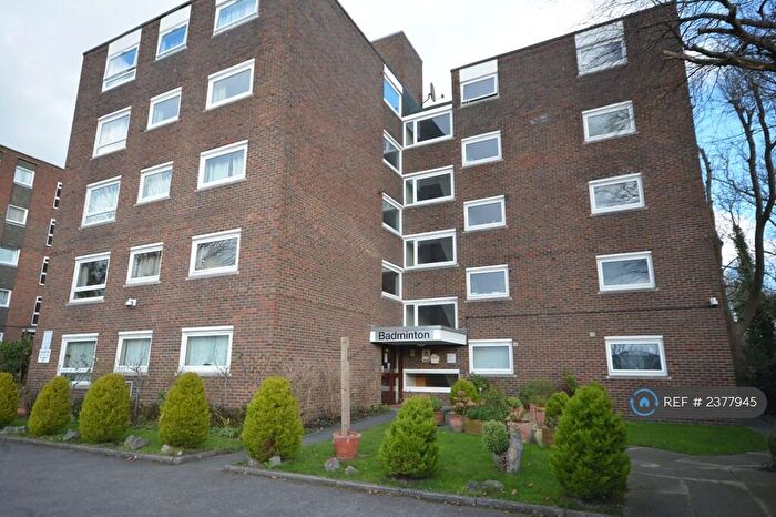 2 Bedroom Flat To Rent In Badminton, Kingston Upon Thames, KT2