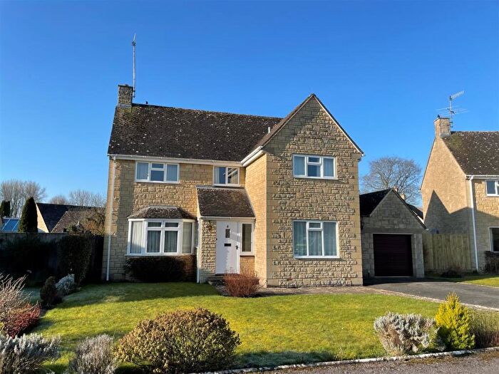 4 Bedroom Detached House For Sale In Gorse Close, Bourton-On-The-Water, Cheltenham, GL54