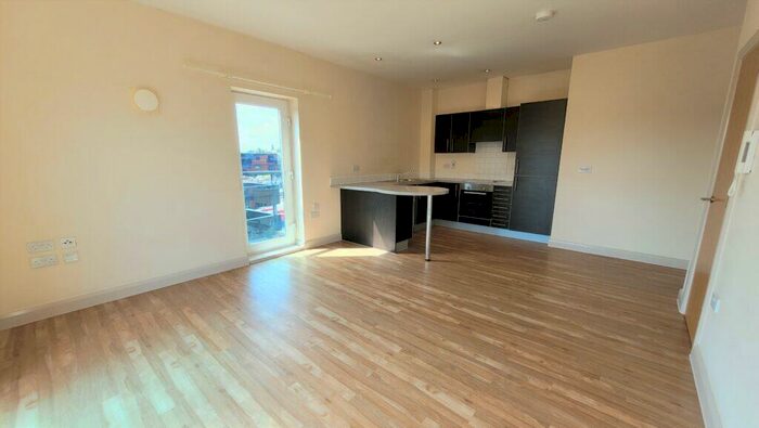 2 Bedroom Apartment To Rent In Marshall Road, Banbury, Oxon, OX16