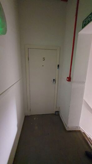 1 Bedroom Flat For Sale In Flat, Horse Fair, Rugeley, Staffordshire, WS15