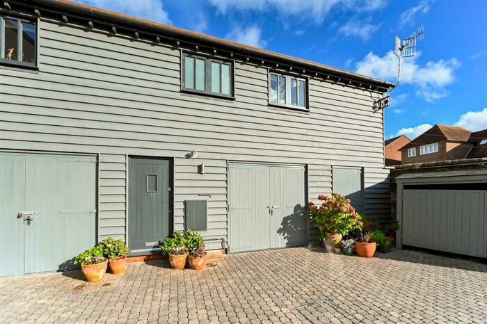 1 Bedroom House To Rent In Brewery Hill, Arundel, BN18