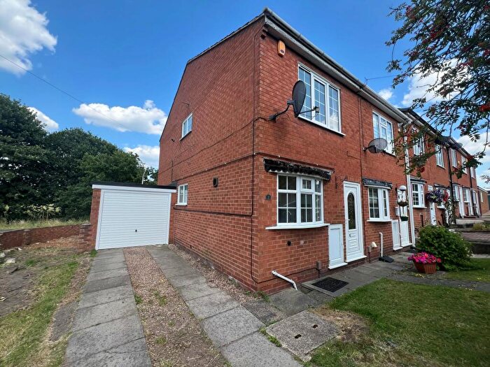 2 Bedroom End Of Terrace House To Rent In Abbey Court, Mansfield, NG18