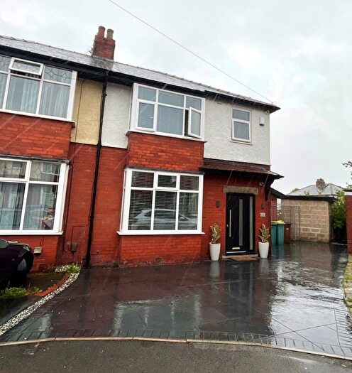 3 Bedroom Semi-Detached House For Sale In Alvern Crescent, Fulwood, PR2