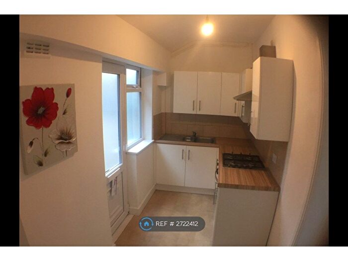 1 Bedroom Flat To Rent In Princes Street, Southport, PR8