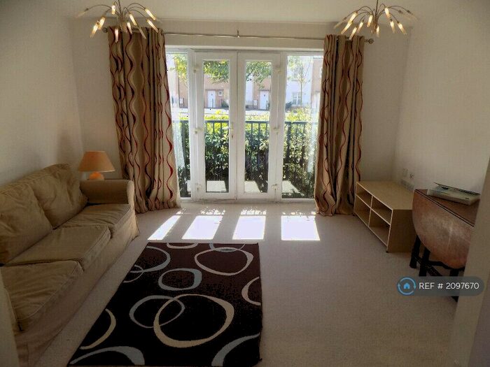 2 Bedroom Flat To Rent In Chambers Drive, Cambridge, CB4