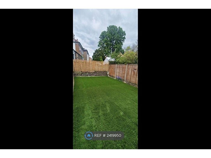 4 Bedroom Terraced House To Rent In Clifton Road, Isleworth, TW7