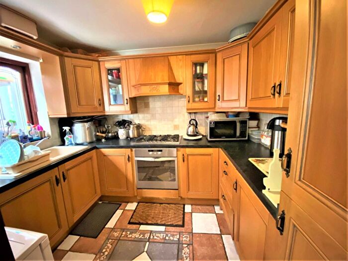 3 Bedroom Terraced House For Sale In Linton Gardens, Beckton, E6