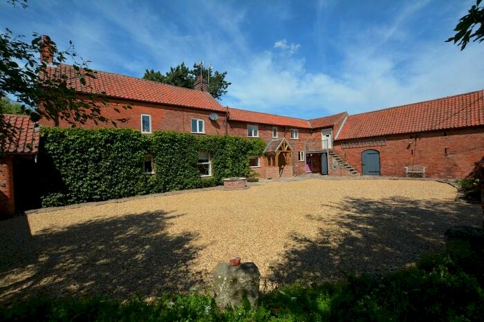 4 Bedroom Farm House For Sale In Hockerton Road, Upton, Newark, NG23