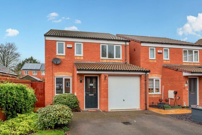 3 Bedroom Detached House To Rent In Centenary Way, Raunds, NN9