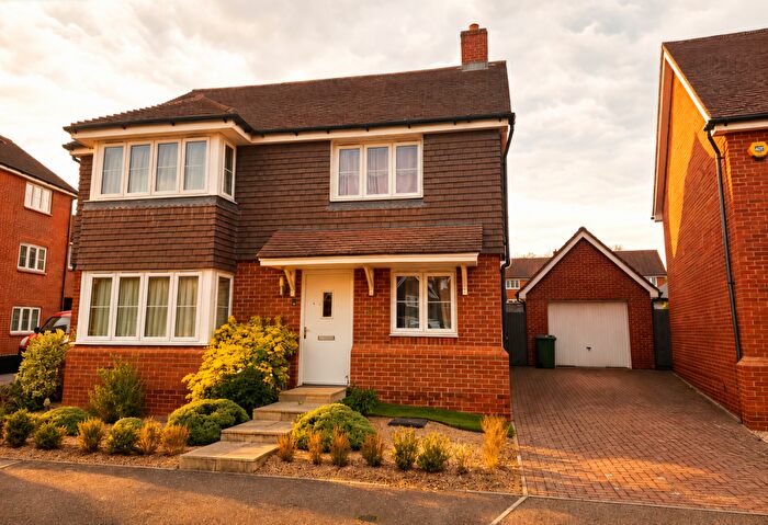 4 Bedroom Detached House To Rent In Oaken Wood Drive, Maidstone, Kent, ME16