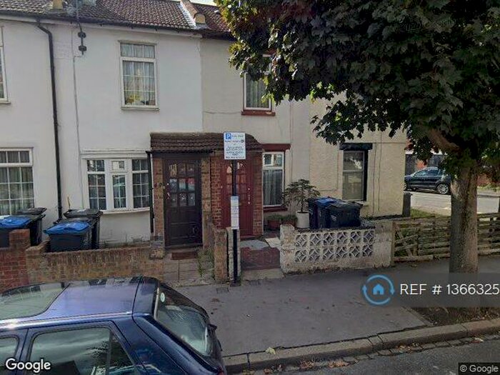 2 Bedroom Terraced House To Rent In Boston Road, Croydon, CR0