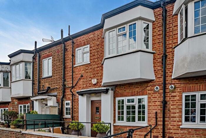 3 Bedroom Duplex To Rent In Wolsey Mansions, HA6