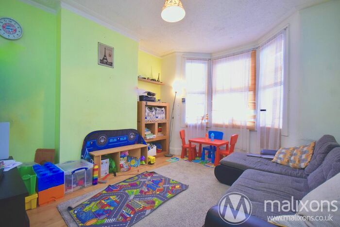 4 Bedroom Terraced House To Rent In Cassland Road, Thornton Heath, CR7