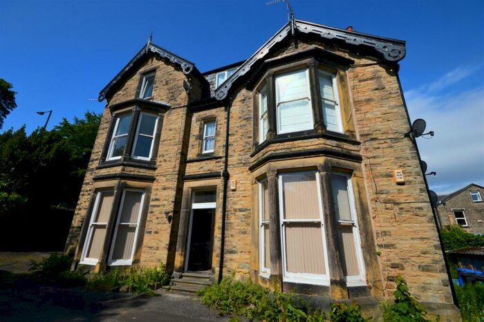 2 Bedroom Apartment To Rent In York House, Broomhill, S10