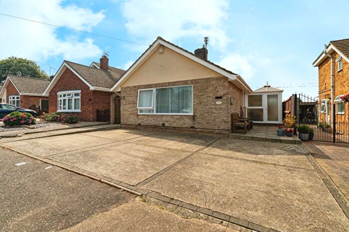 2 Bedroom Detached Bungalow For Sale In Yew Tree Close, Bradwell, Great Yarmouth, NR31