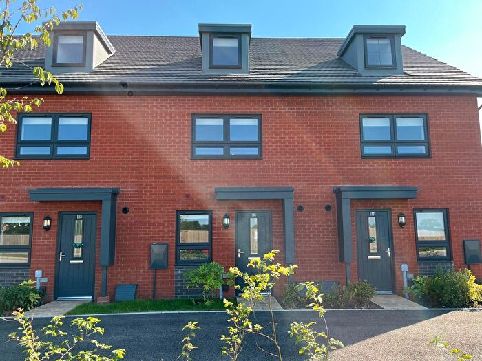 3 Bedroom Property To Rent In White Lias Way, Lighthorne, CV33