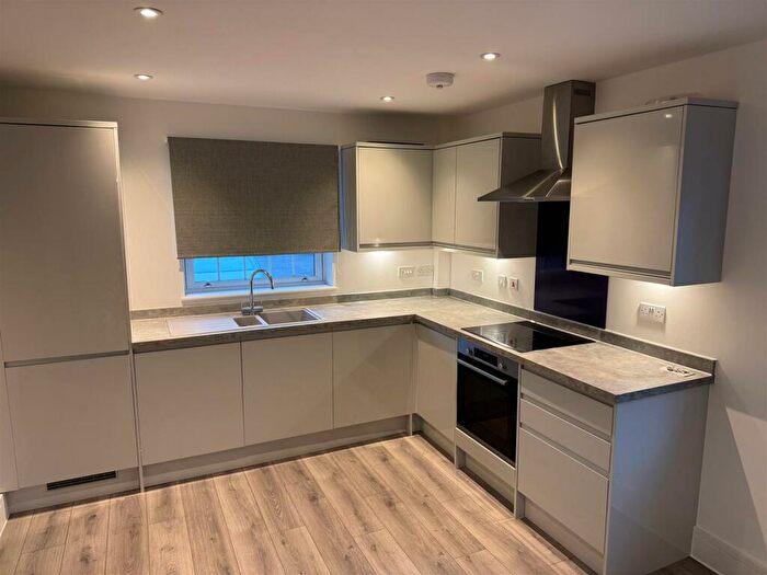 1 Bedroom Apartment To Rent In North Street, Rochford, SS4