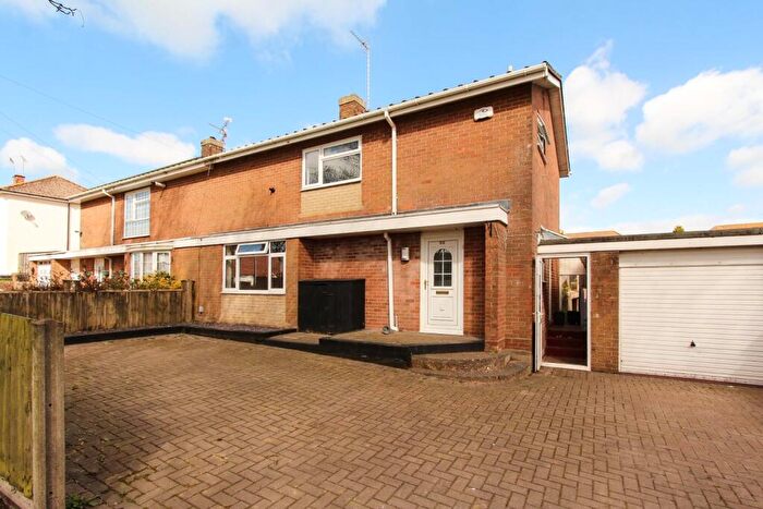 3 Bedroom Semi Detached House To Rent In Larkhill, Yeovil, BA21