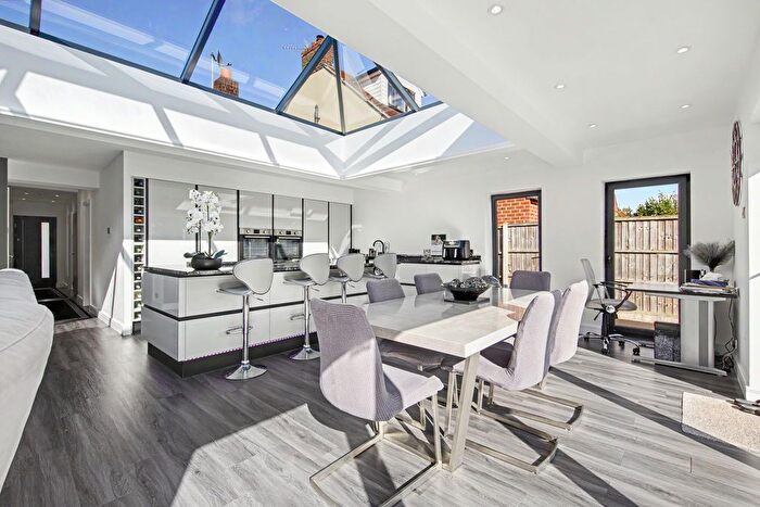 3 Bedroom Detached Bungalow For Sale In Westmoor Road, Brimington, Chesterfield, S43