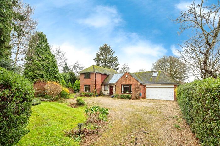 4 Bedroom Detached House For Sale In Hill Road, Oakley, Basingstoke, RG23