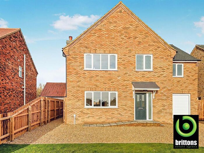 5 Bedroom Detached House For Sale In Cherry Tree Drive, Terrington St John, PE14