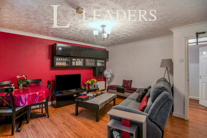 2 Bedroom Apartment To Rent In County Place, Chelmsford, CM2