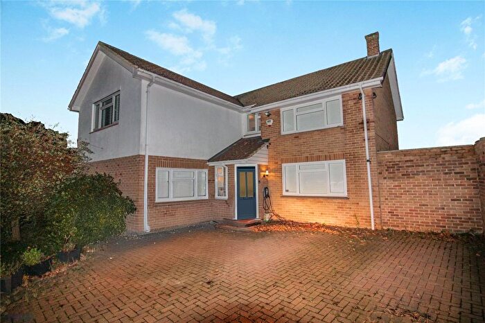 5 Bedroom Detached House To Rent In Coppins Close, Chelmsford, CM2