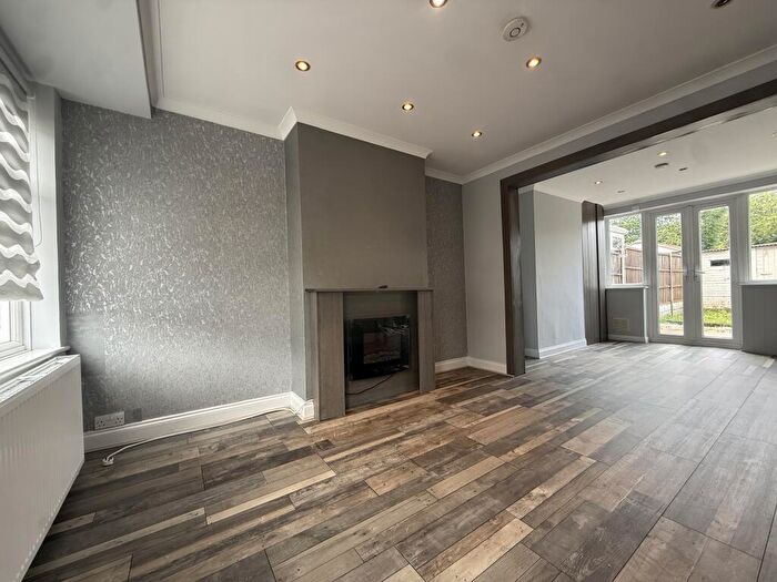 3 Bedroom Semi-Detached House To Rent In Savoy Road, Dartford, Kent, DA1