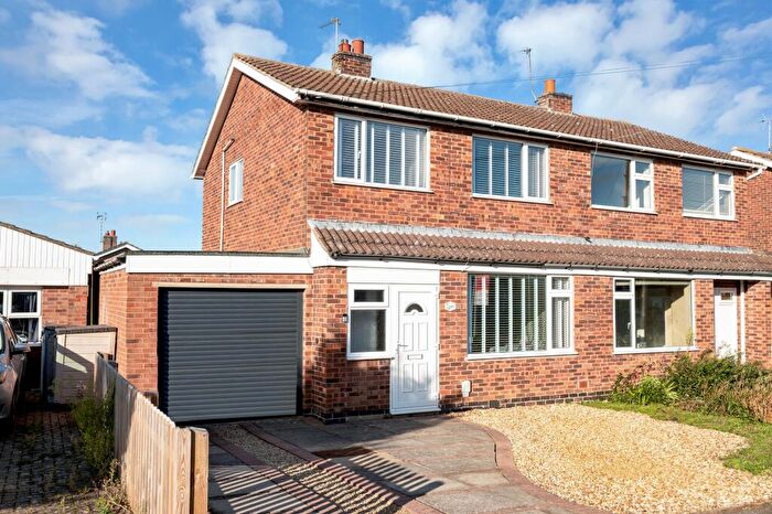 3 Bedroom Semi-Detached House For Sale In Alexander Crescent, Oakham, LE15
