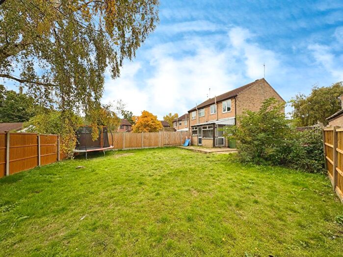 3 Bedroom Semi Detached House For Sale In Sywell Close, Lincoln, LN6