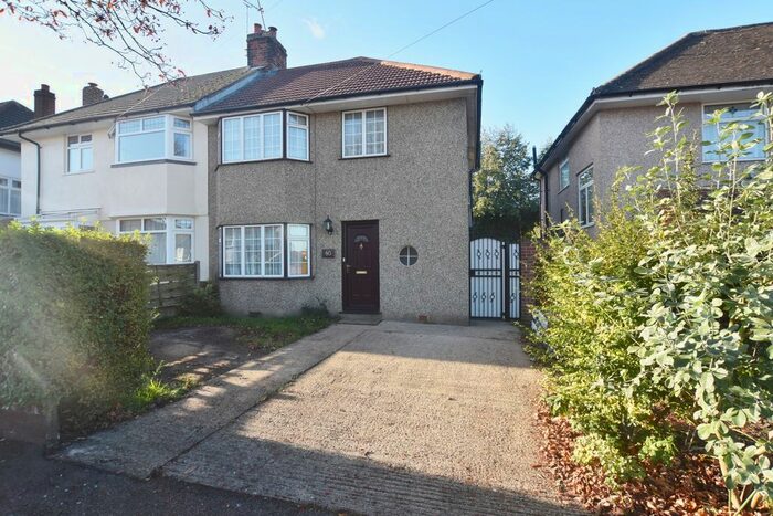 3 Bedroom Semi-Detached House To Rent In Devon Road, Watford WD24