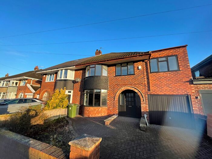 4 Bedroom Semi Detached House To Rent In Wango Lane, Liverpool, L10