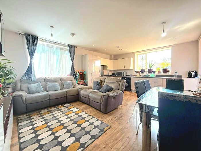 2 Bedroom Flat To Rent In Lowry Court, Artisan Place, Harrow, HA3