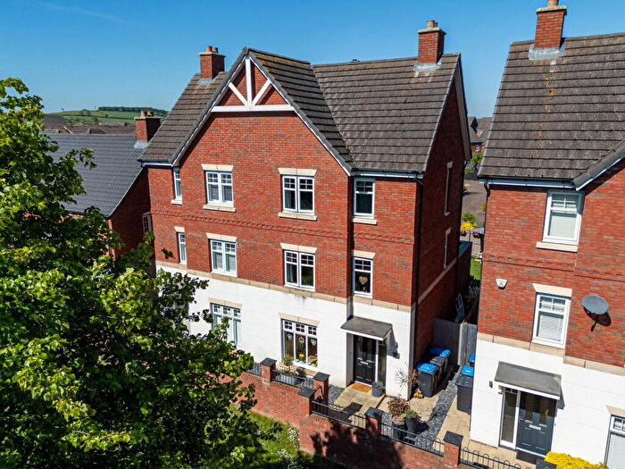 4 Bedroom Semi-Detached House For Sale In Burton Street, Market Harborough, LE16