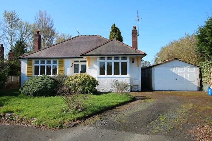3 Bedroom Bungalow To Rent In The Crescent, Hagley, Stourbridge, DY8
