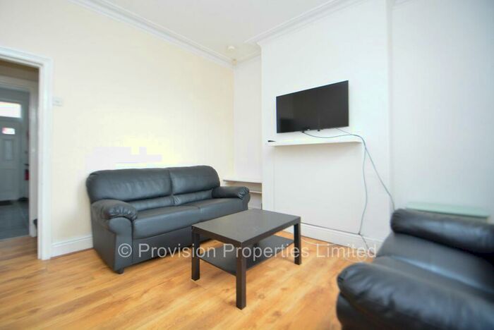 4 Bedroom Terraced House To Rent In Harold Terrace, Hyde Park, Leeds, LS6