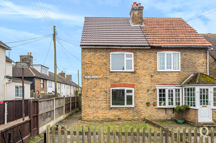 3 Bedroom Semi-Detached House For Sale In The Crescent, Barrow Green, Teynham, Sittingbourne, ME9