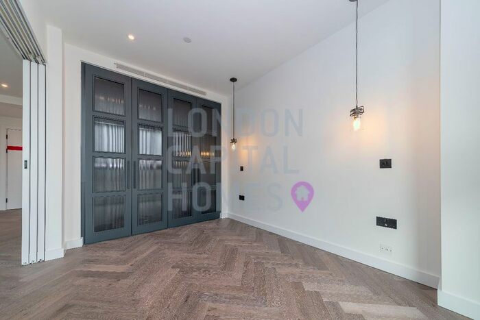 Studio To Rent In Merino Gardens, London, E1W