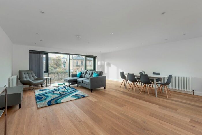 2 Bedroom Flat To Rent In Minto Mews, Newington, Edinburgh, EH9