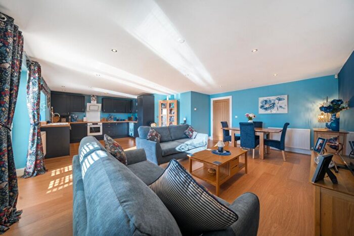 2 Bedroom Apartment For Sale In Oats Royd Mill, Luddenden, HX2