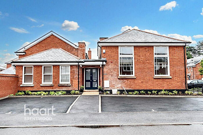 1 Bedroom Flat For Sale In Kensington Way, Brentwood, CM14