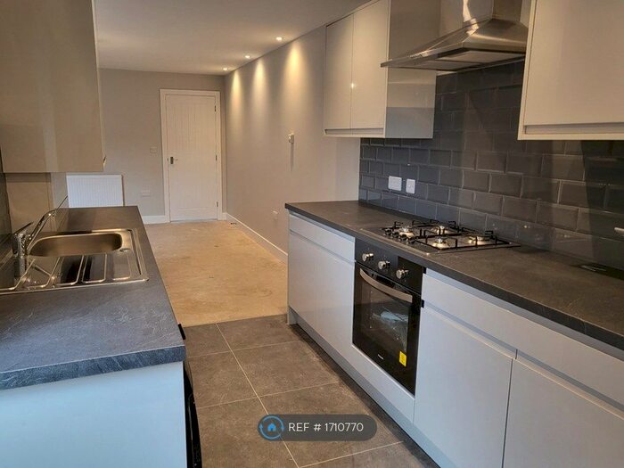 1 Bedroom Flat To Rent In Whitehill Lane, Brinsworth, Rotherham, S60