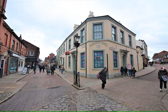 1 Bedroom Flat To Rent In Flat, The Feathers, LL13